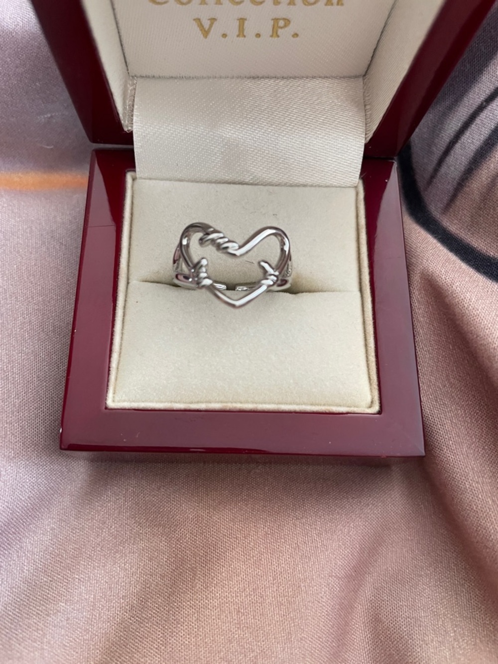 Silver Barbed Heart Ring - Elegant Women's Jewelry 7